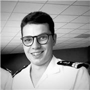 Soutien scolaire et aide aide aux devoirs niveau collège. Donne également des cours de sport !